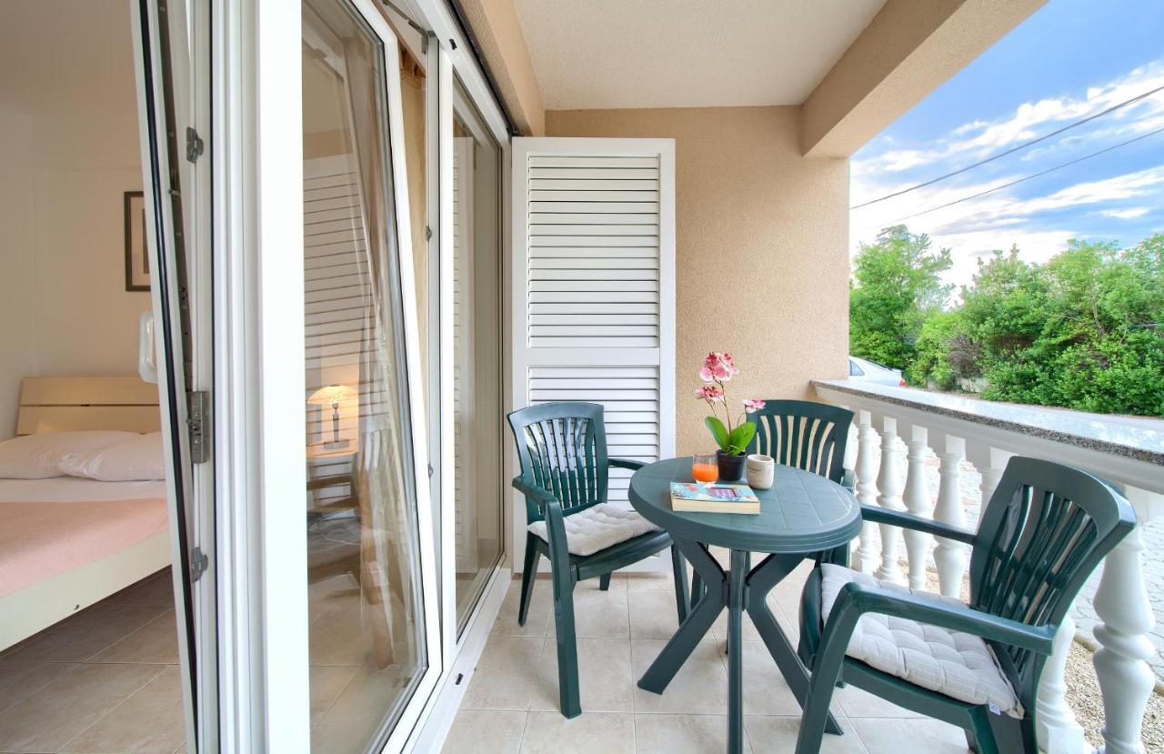 Apartments Ivica Krk Island ชิโล ภายนอก รูปภาพ