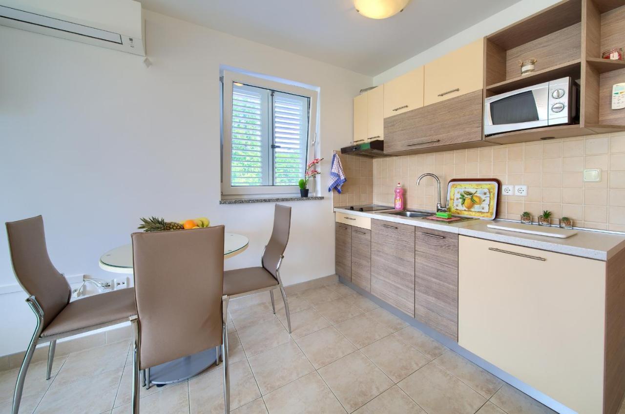 Apartments Ivica Krk Island ชิโล ภายนอก รูปภาพ
