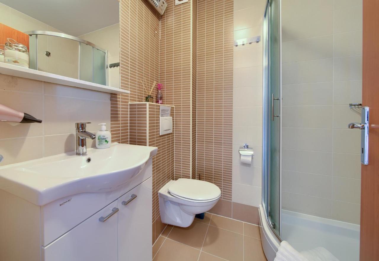 Apartments Ivica Krk Island ชิโล ภายนอก รูปภาพ