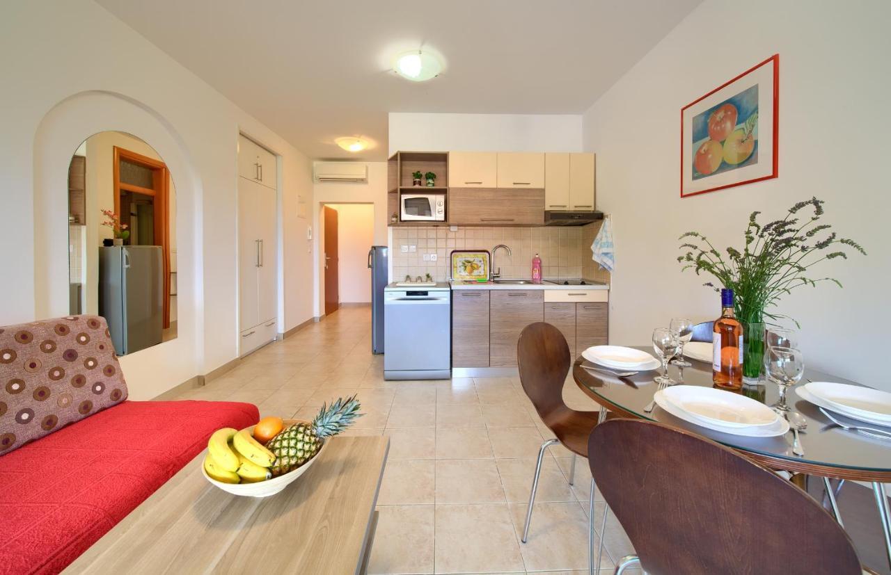 Apartments Ivica Krk Island ชิโล ภายนอก รูปภาพ