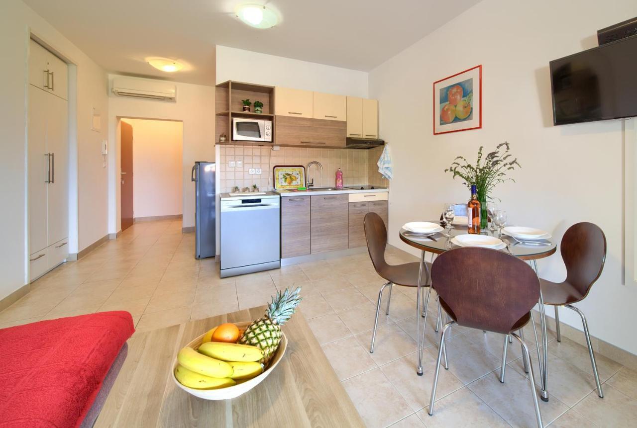 Apartments Ivica Krk Island ชิโล ภายนอก รูปภาพ