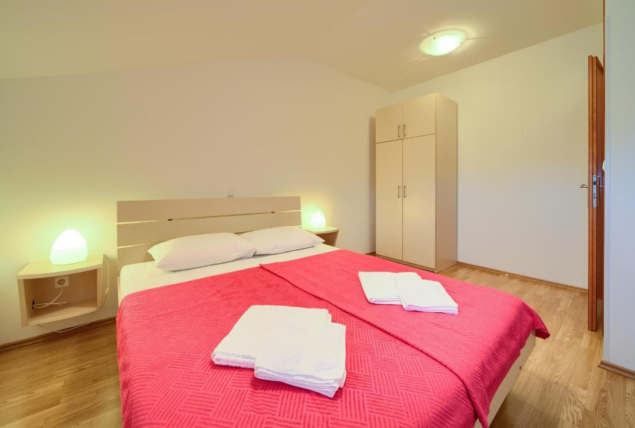 Apartments Ivica Krk Island ชิโล ภายนอก รูปภาพ