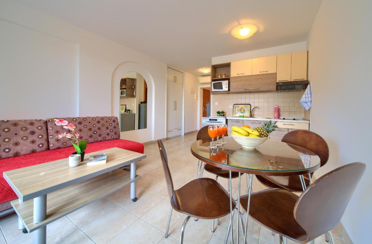 Apartments Ivica Krk Island ชิโล ภายนอก รูปภาพ